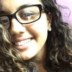 Meet your Posher, Korie